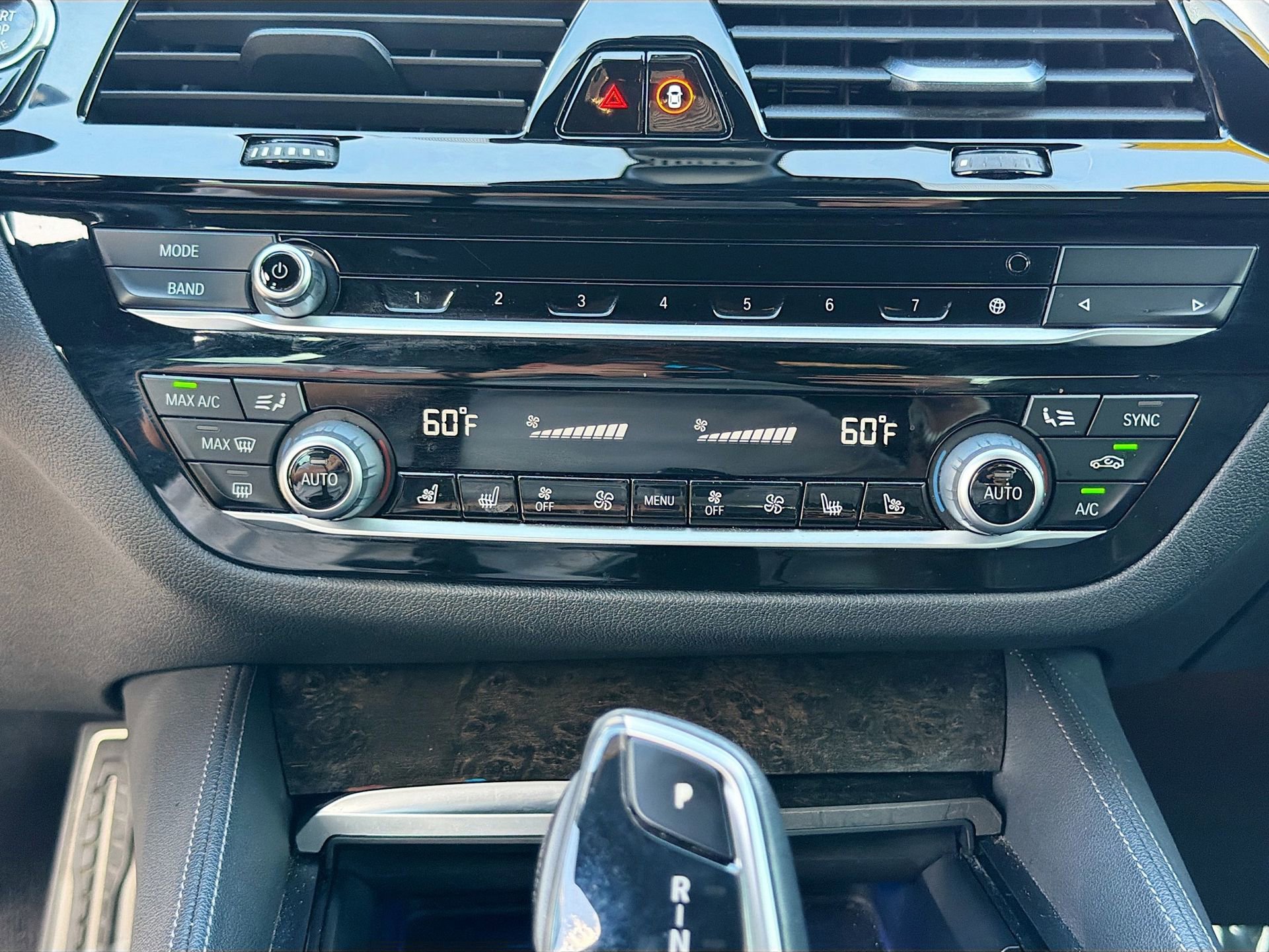 Used 2021 BMW 530i w/ M Sport Package image 35