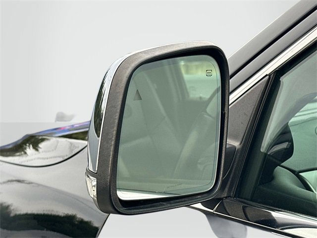 Used 2018 Jeep Grand Cherokee Overland image 28