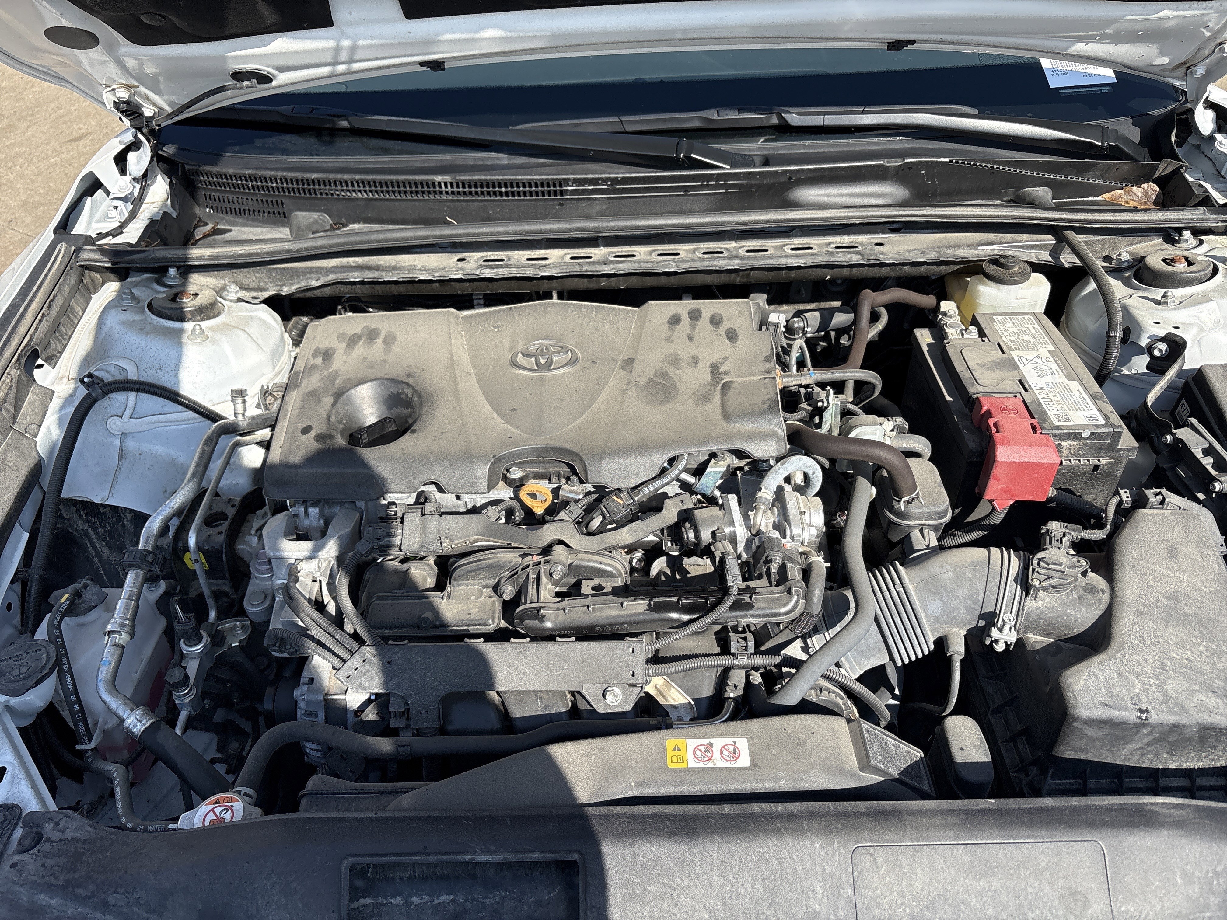 Used 2022 Toyota Camry LE image 33