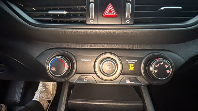 Used 2024 Kia Forte LXS image 22