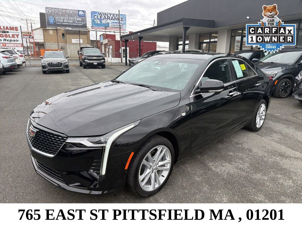 Used 2025 Cadillac CT4 Luxury image 3