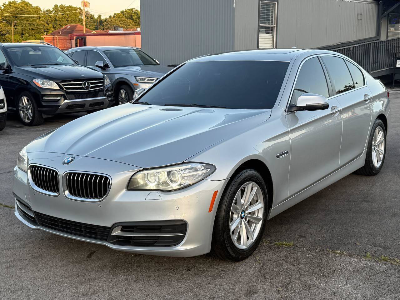 Used 2014 BMW 528i Sedan RWD image 6
