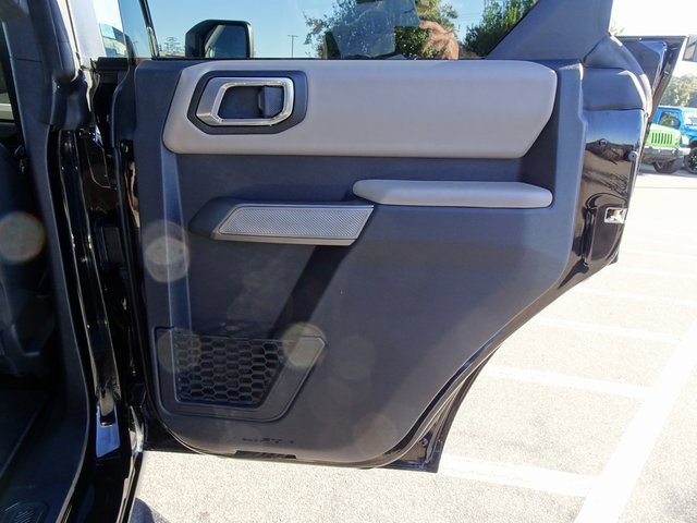 Used 2023 Ford Bronco Wildtrak image 18