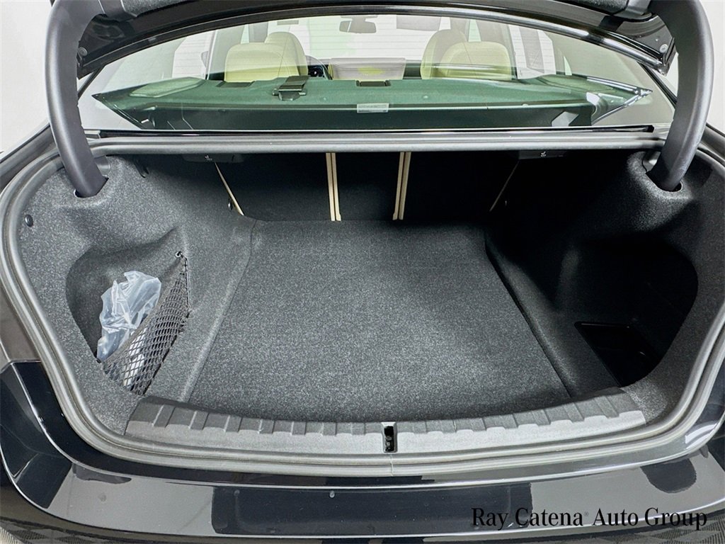 Certified 2023 BMW 330i xDrive Sedan w/ Premium Package image 28