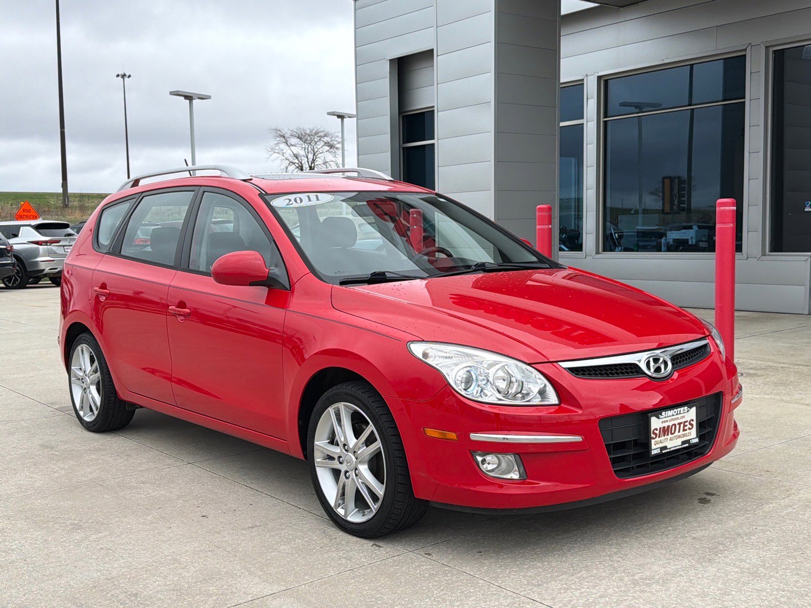 Used 2011 Hyundai Elantra SE image 2