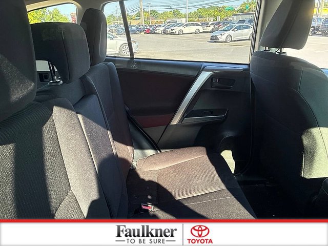 Used 2017 Toyota RAV4 LE w/ All Weather Liner Package AWD/4WD image 17