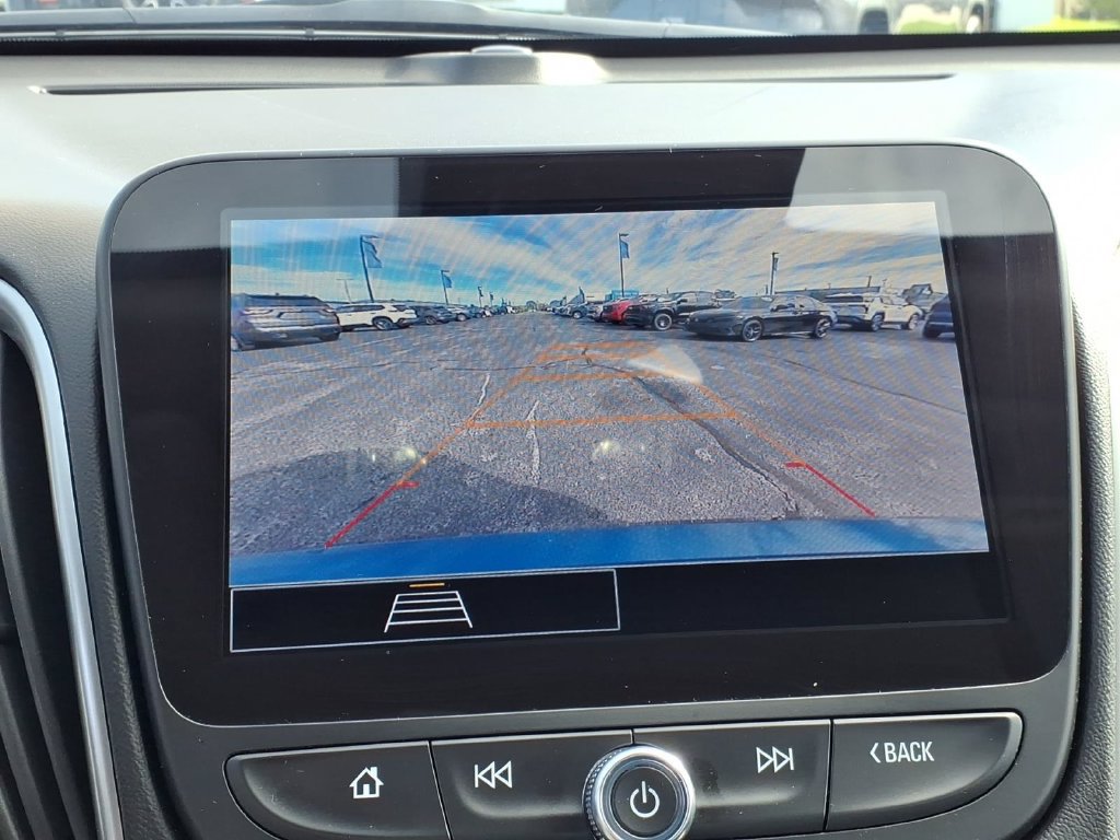 Used 2025 Chevrolet Malibu LS w/ Driver Confidence Package FWD image 21