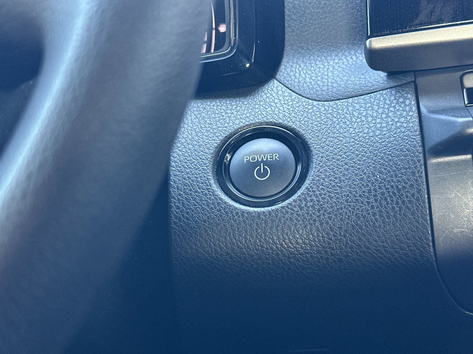 Used 2025 Toyota Camry LE image 20