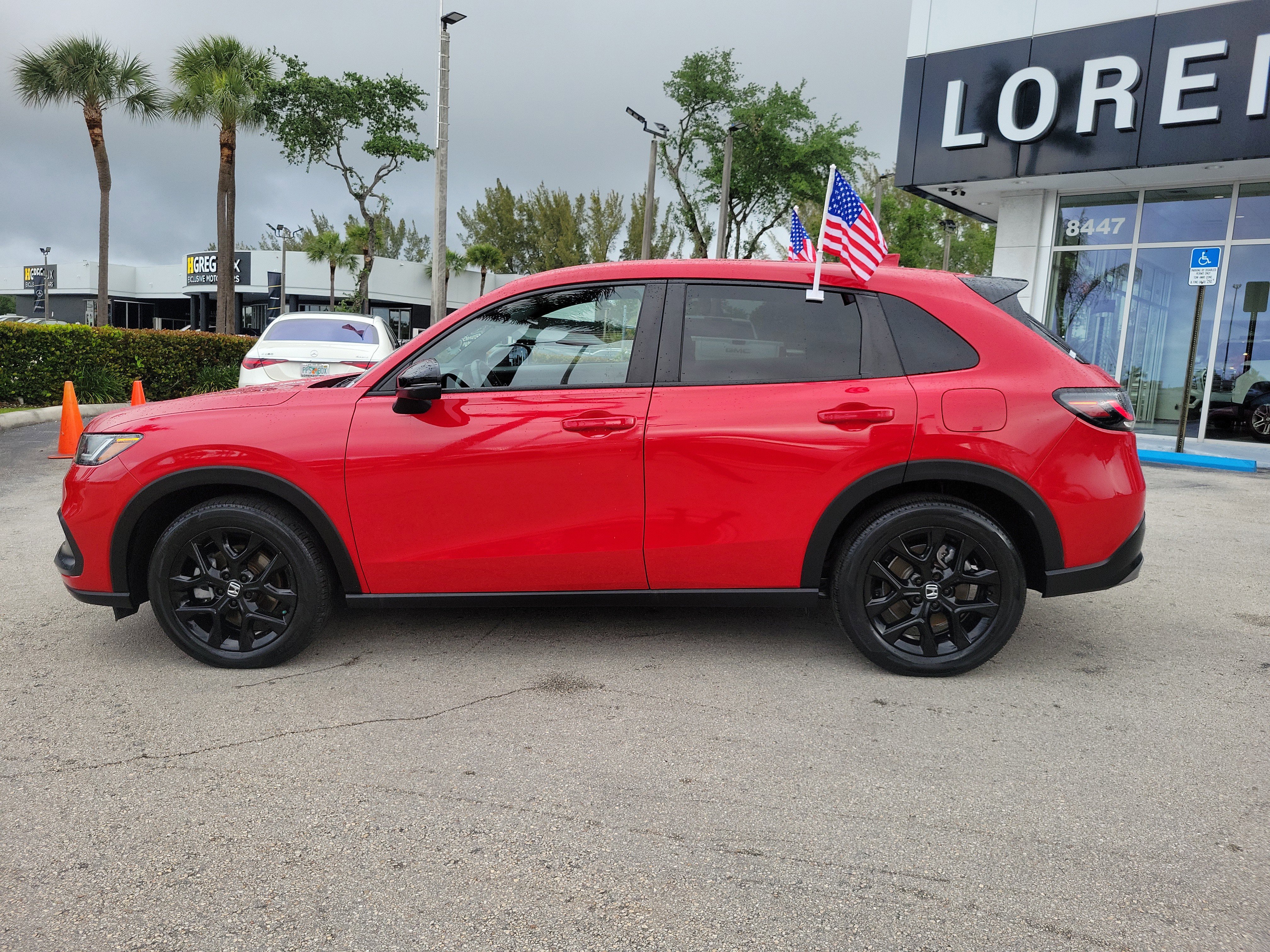 Used 2023 Honda HR-V Sport image 8
