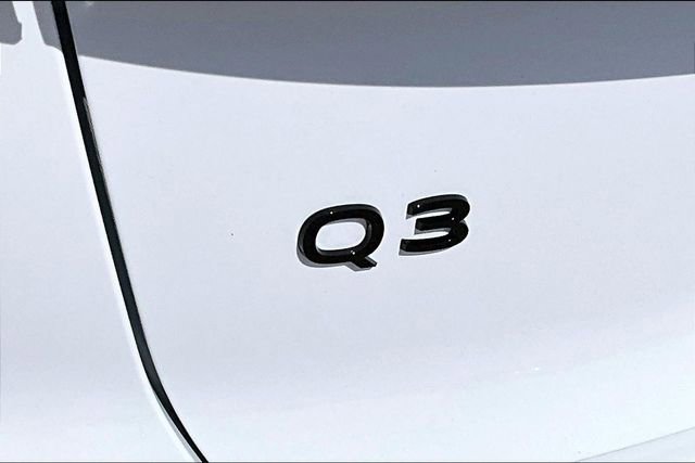 New 2026 Audi Q3 quattro 2.0T image 33