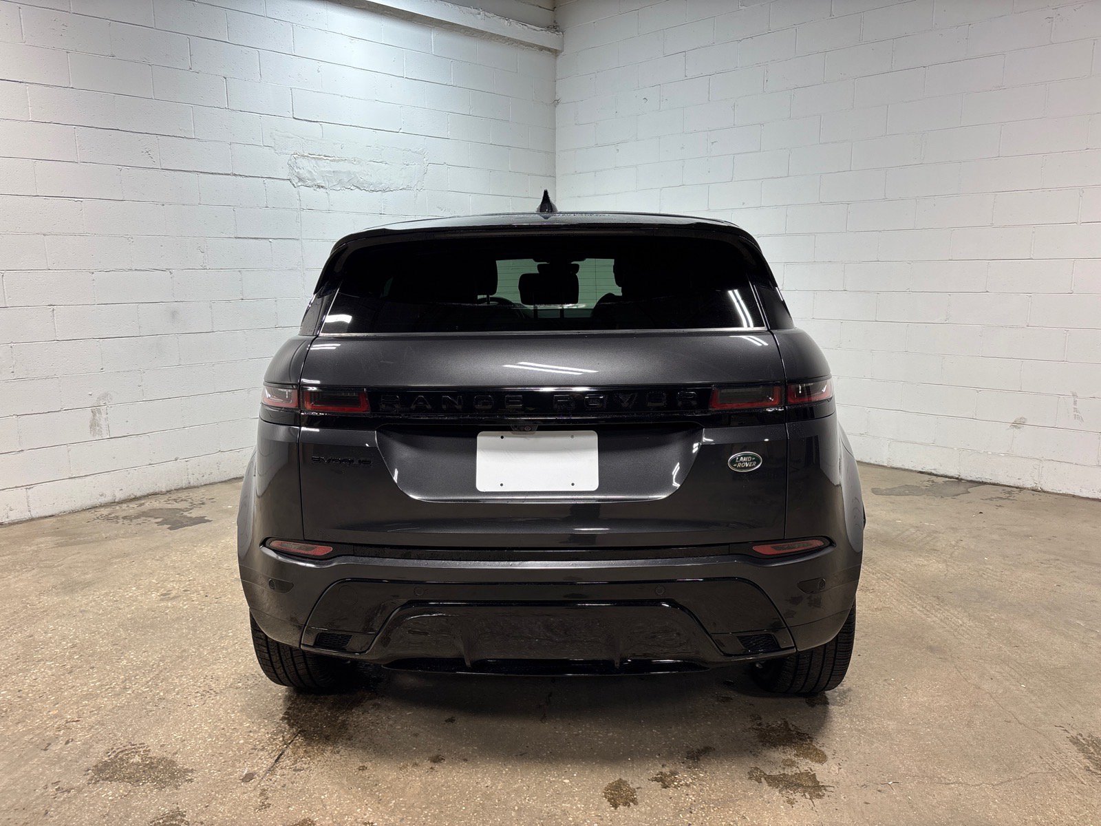 Used 2023 Land Rover Range Rover Evoque R-Dynamic S AWD/4WD image 8