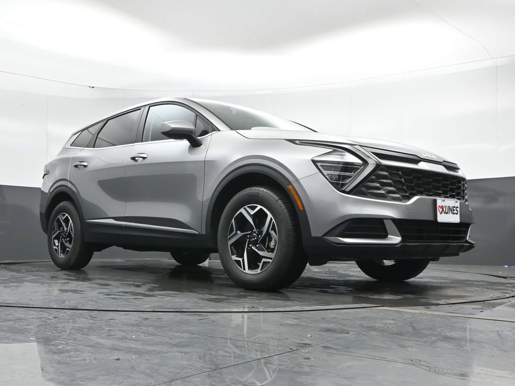 Used 2025 Kia Sportage LX image 46