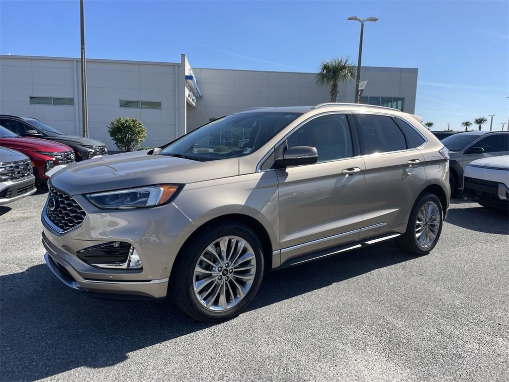 Used 2021 Ford Edge Titanium w/ Equipment Group 301A image 14