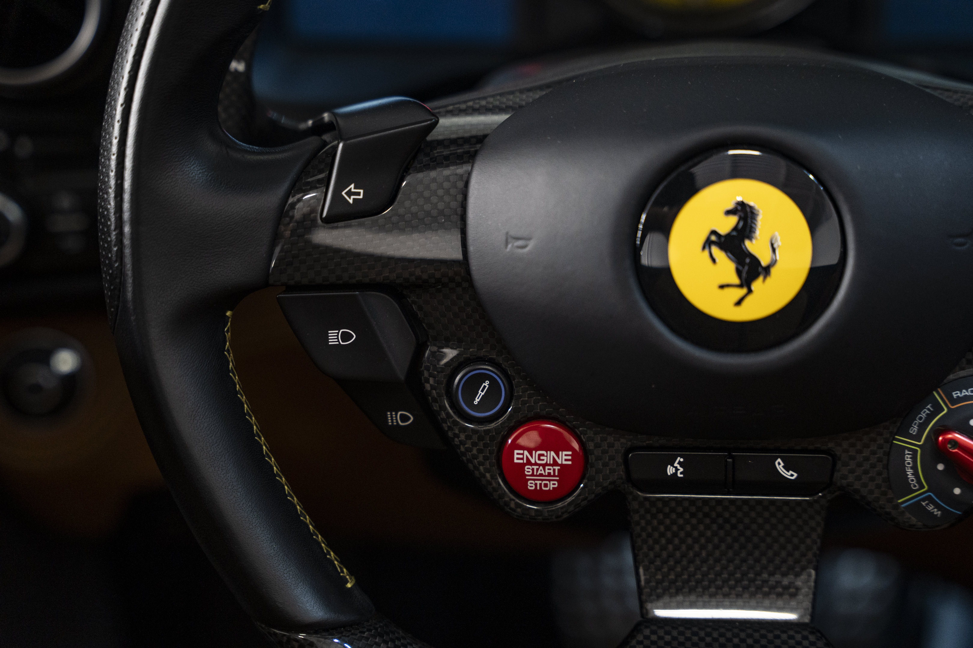 Used 2022 Ferrari Portofino M RWD image 32