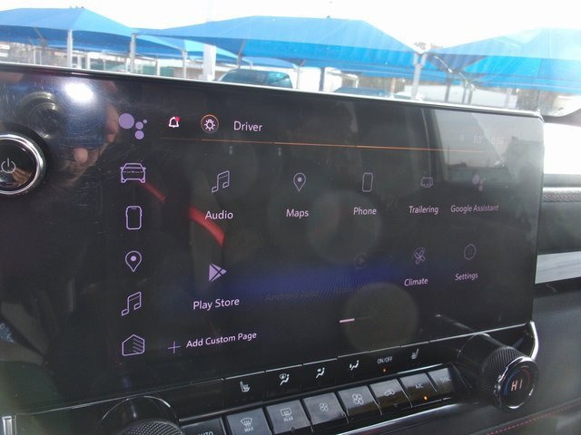 Used 2023 Chevrolet Colorado Z71 w/ Z71 Convenience Package 2 image 24