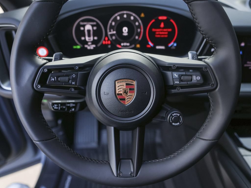 New 2026 Porsche Cayenne Coupe AWD/4WD image 18