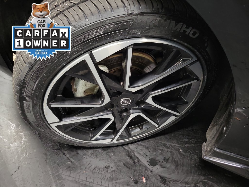 Used 2025 Nissan Sentra SR FWD image 13