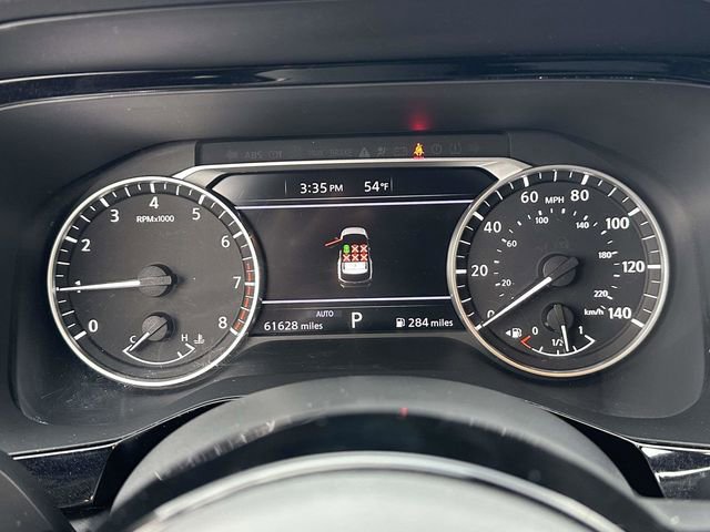 Used 2022 Nissan Pathfinder SV w/ SV Black Package image 16