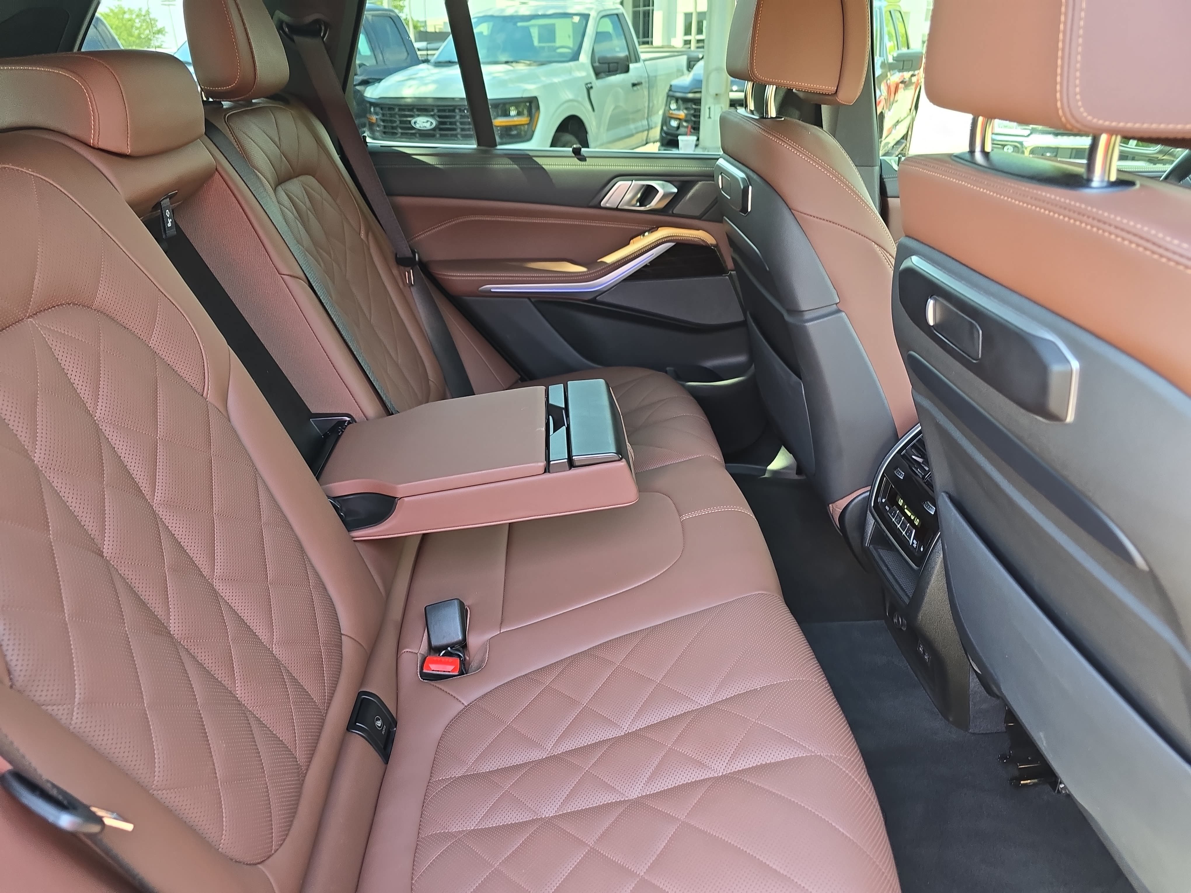 Used 2025 BMW X5 sDrive40i w/ Executive Package RWD image 13