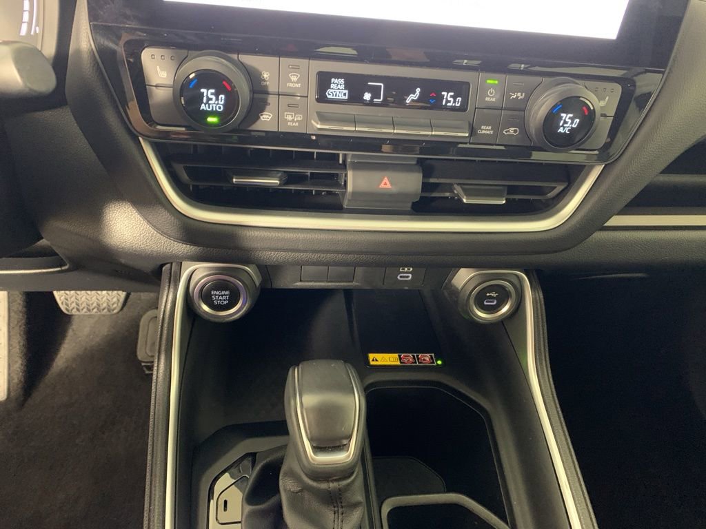 Used 2024 Toyota Grand Highlander XLE image 26