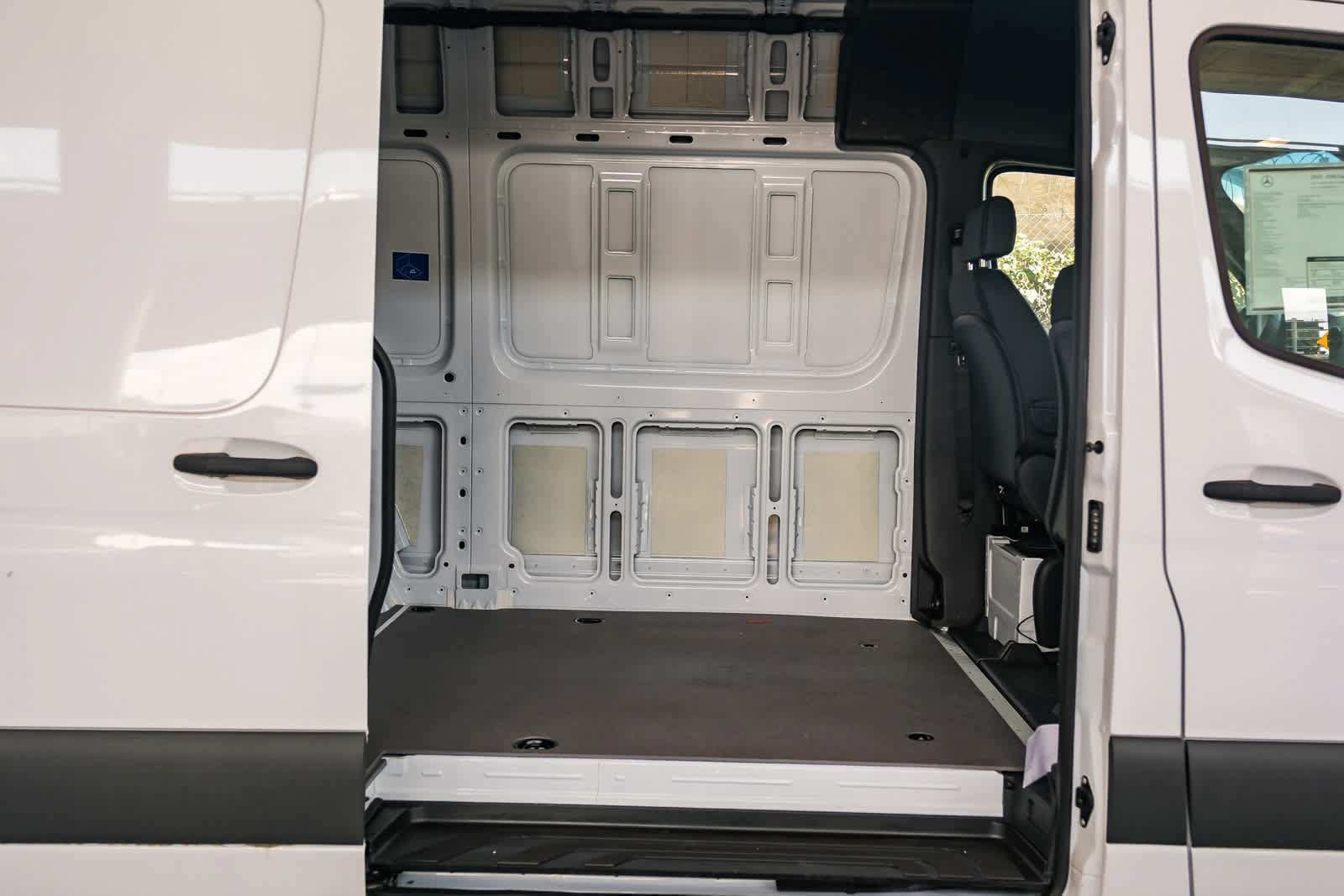 New 2025 Mercedes-Benz Sprinter 2500 image 29