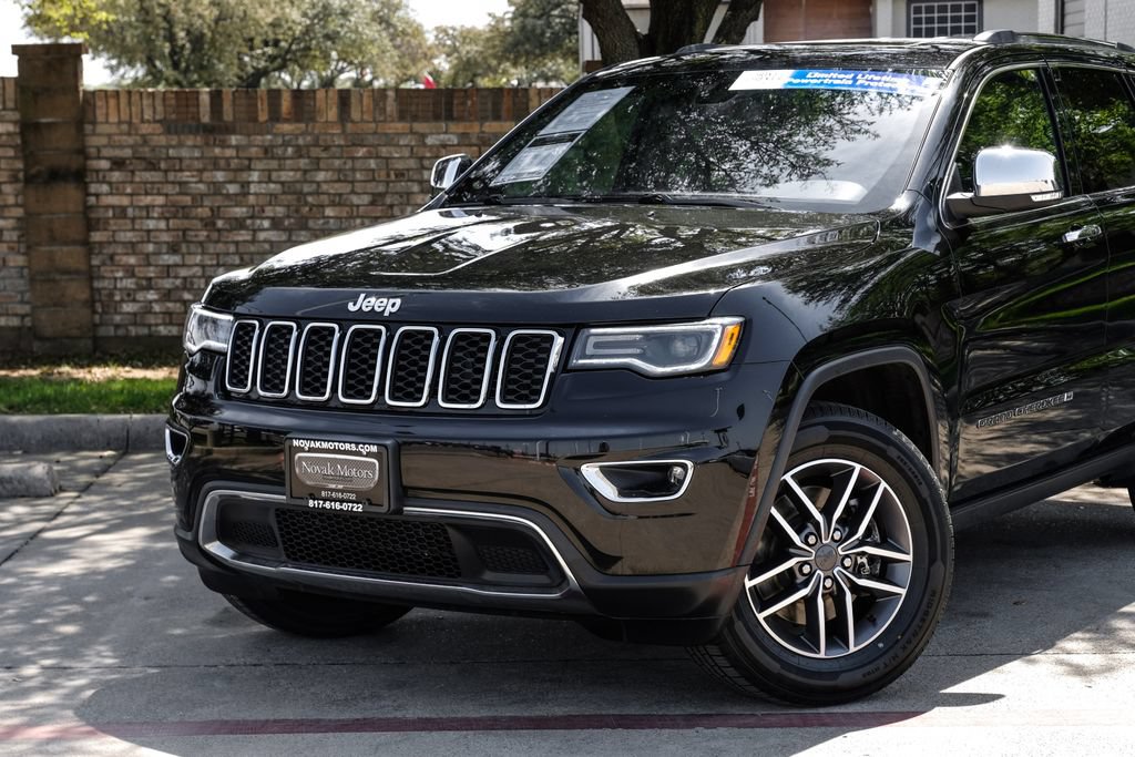 Used 2022 Jeep Grand Cherokee Limited w/ Tech Group AWD/4WD image 13