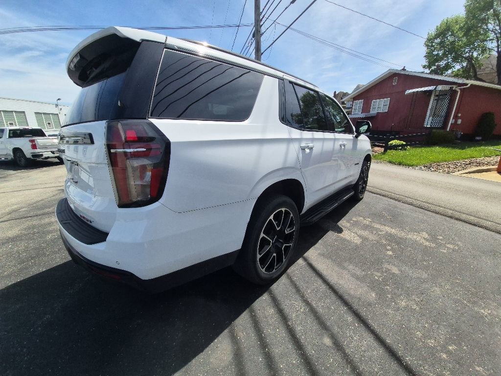 Used 2023 Chevrolet Tahoe RST w/ Luxury Package AWD/4WD image 7