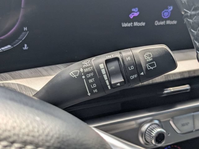 Used 2024 Kia Telluride EX w/ EX Captain's Chair Package FWD image 29