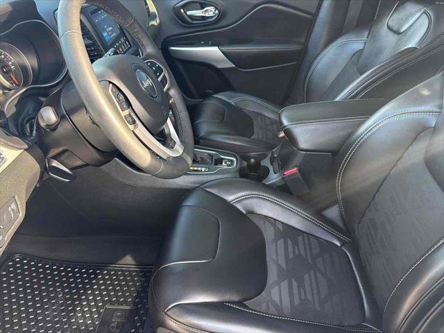 Used 2022 Jeep Cherokee Latitude w/ Sun & Sound Group image 13