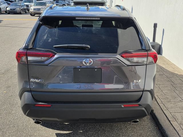 Used 2025 Toyota RAV4 XLE AWD/4WD image 3