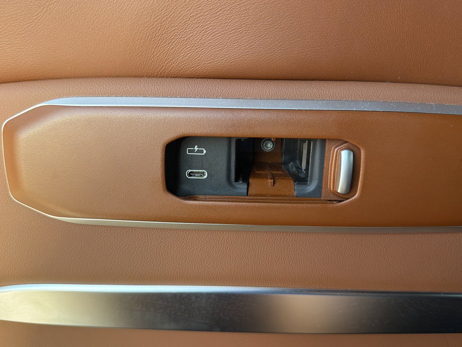 Used 2024 BMW X7 M60i w/ Executive Package AWD/4WD image 19