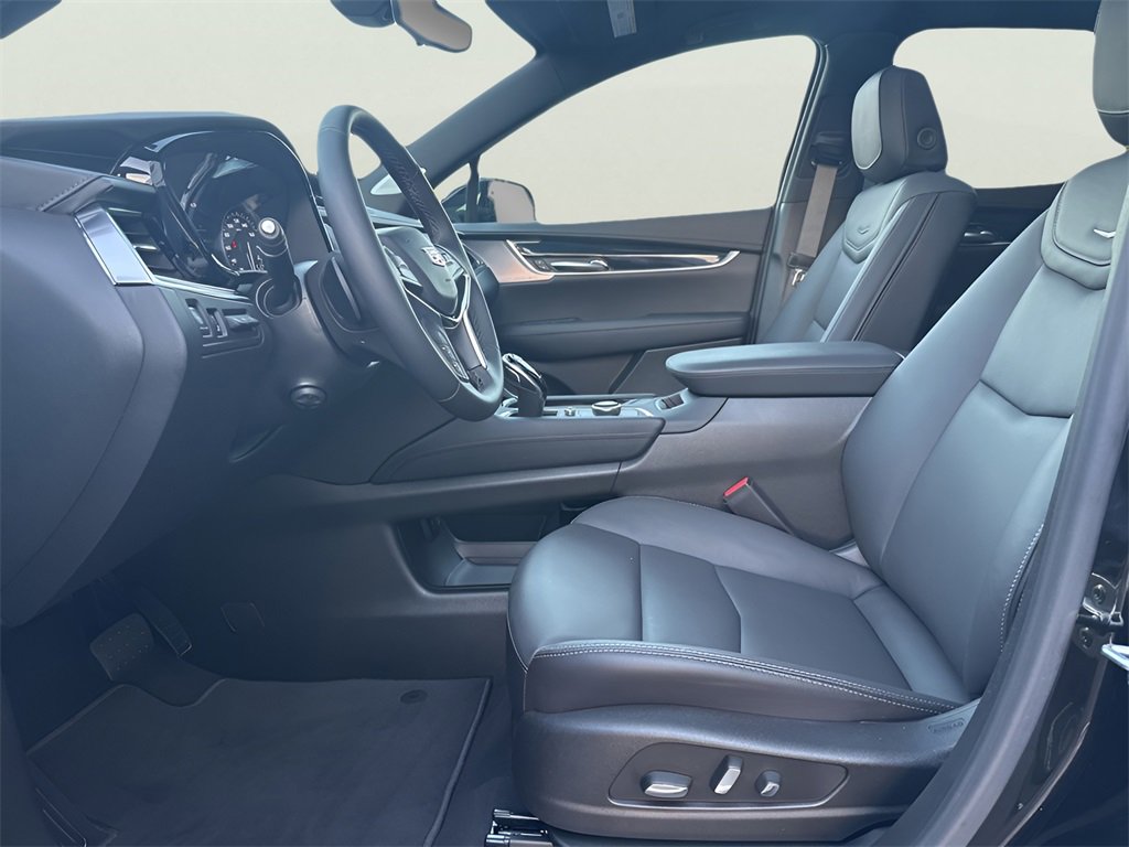 Certified 2025 Cadillac XT5 Premium Luxury w/ Technology Package image 15