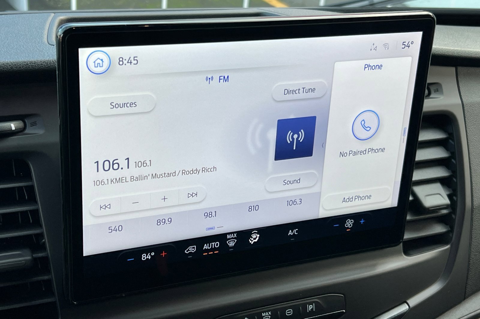 New 2026 Ford E-Transit 148 High Roof Extended w/ Load Area Protection Package image 18