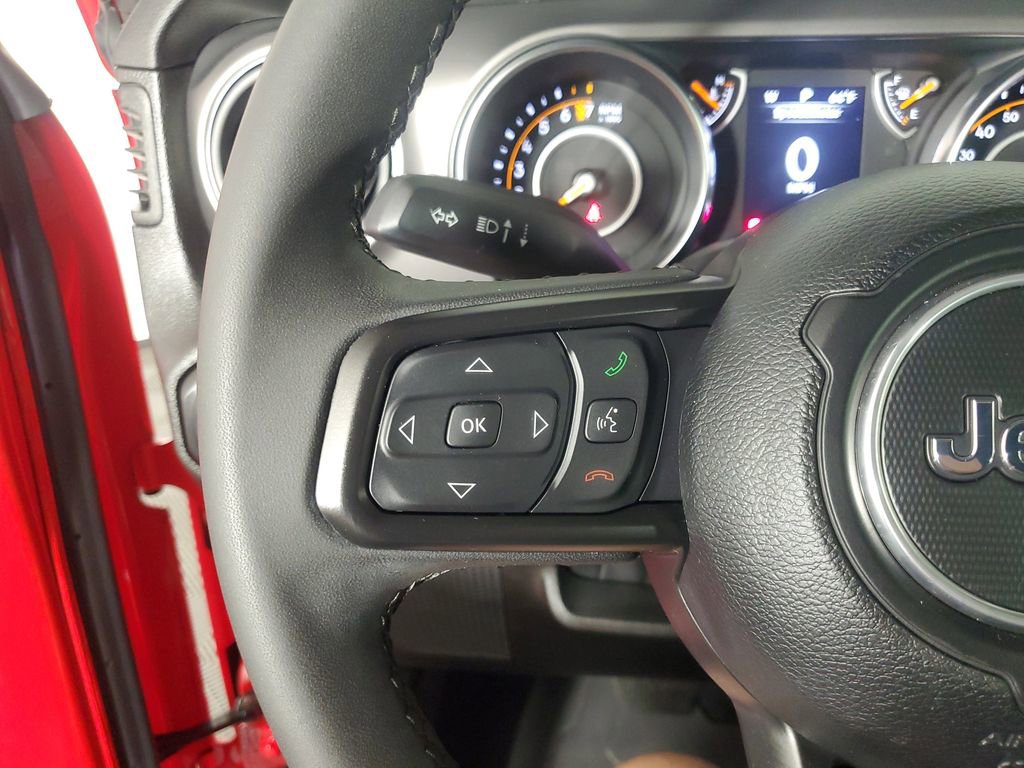 Used 2023 Jeep Gladiator Sport AWD/4WD image 26