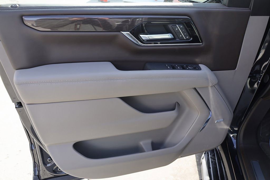 New 2026 GMC Yukon Elevation w/ Elevation Premium Package image 10