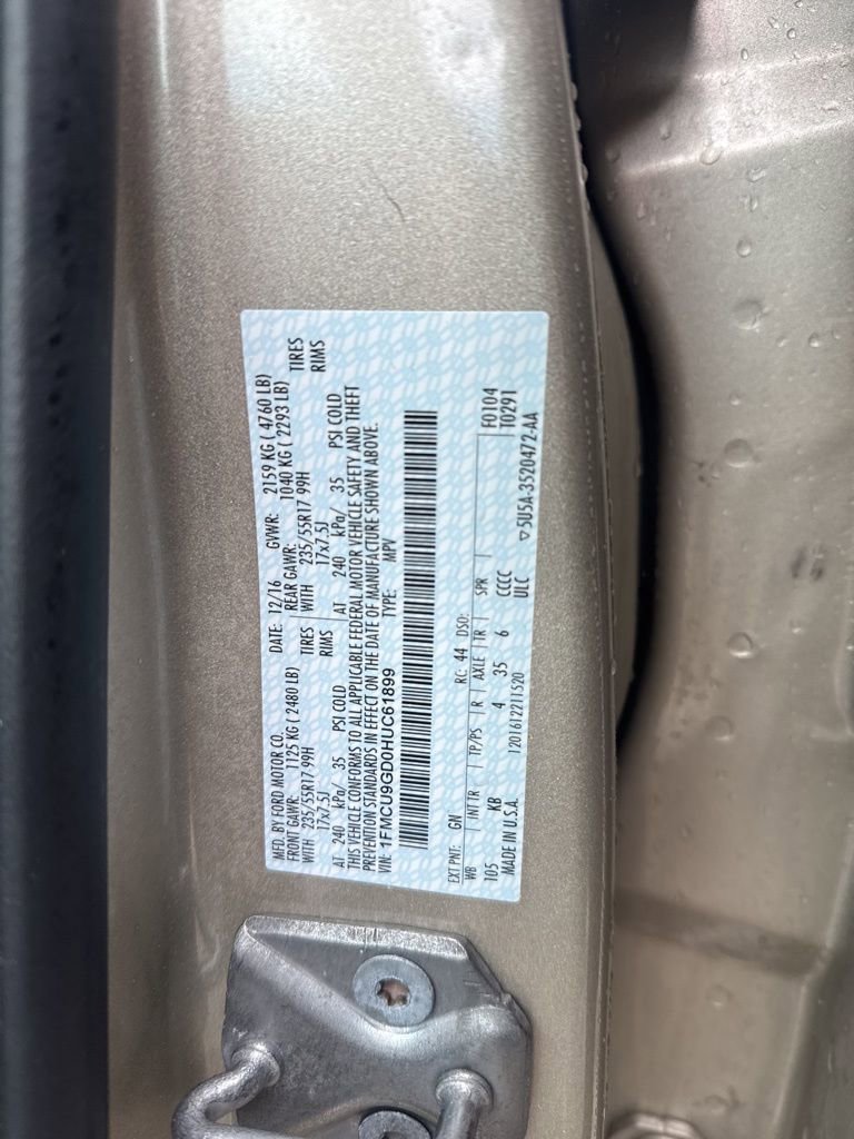 Used 2017 Ford Escape SE image 13