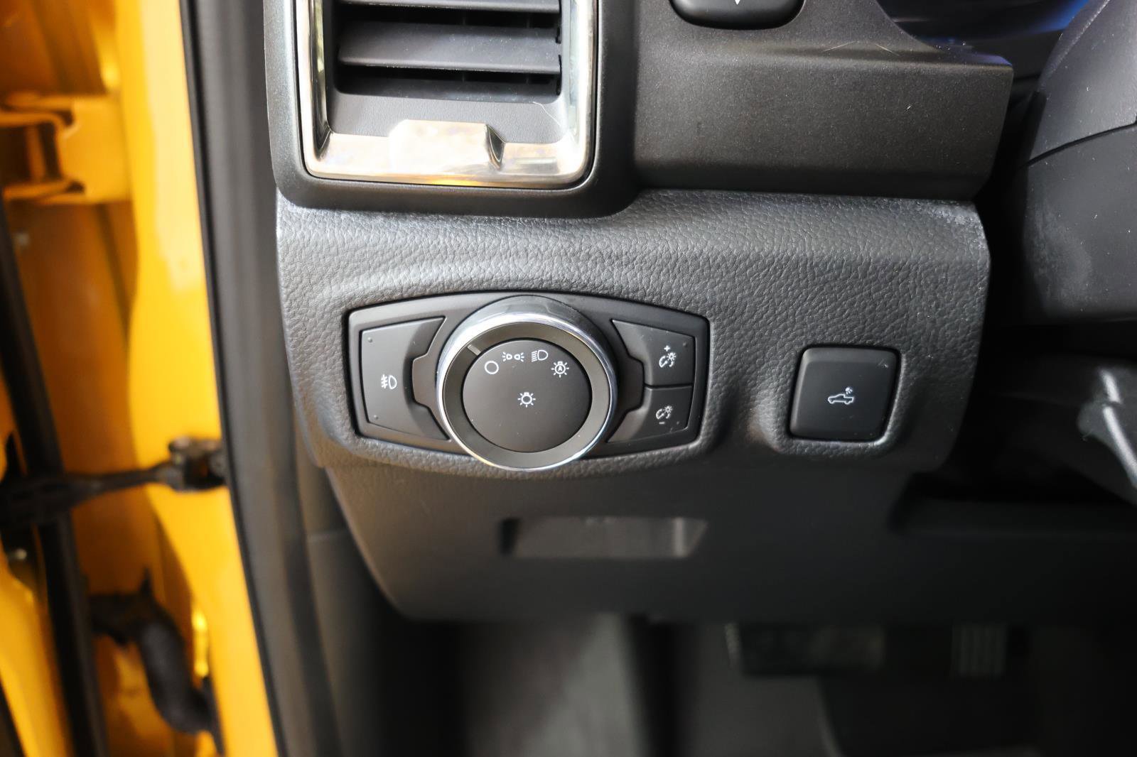 Used 2022 Ford Ranger Lariat w/ Tremor Off-Road Package image 22