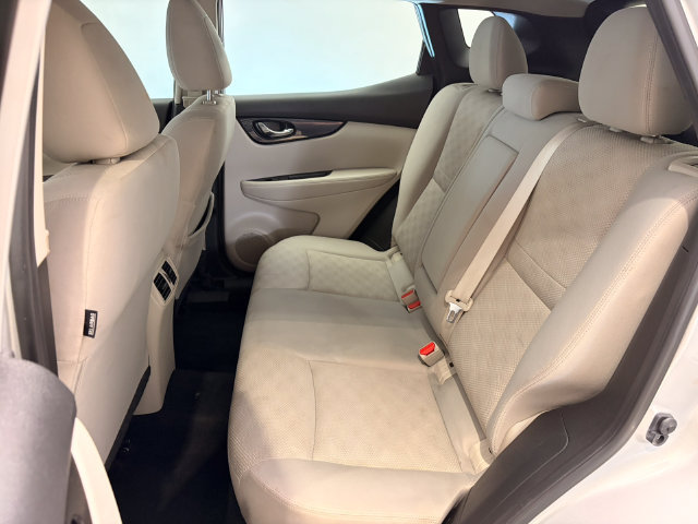 Used 2019 Nissan Rogue Sport SV AWD/4WD image 14