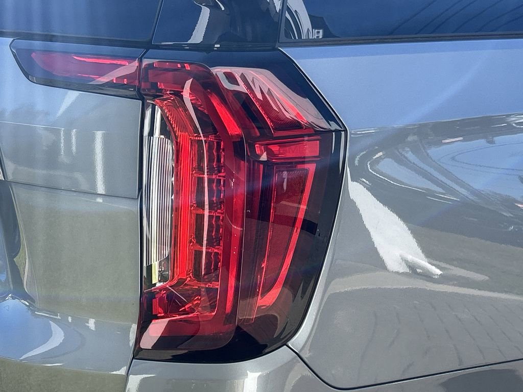 Certified 2024 GMC Yukon XL SLE w/ Gmc Pro Safety Plus Package image 9