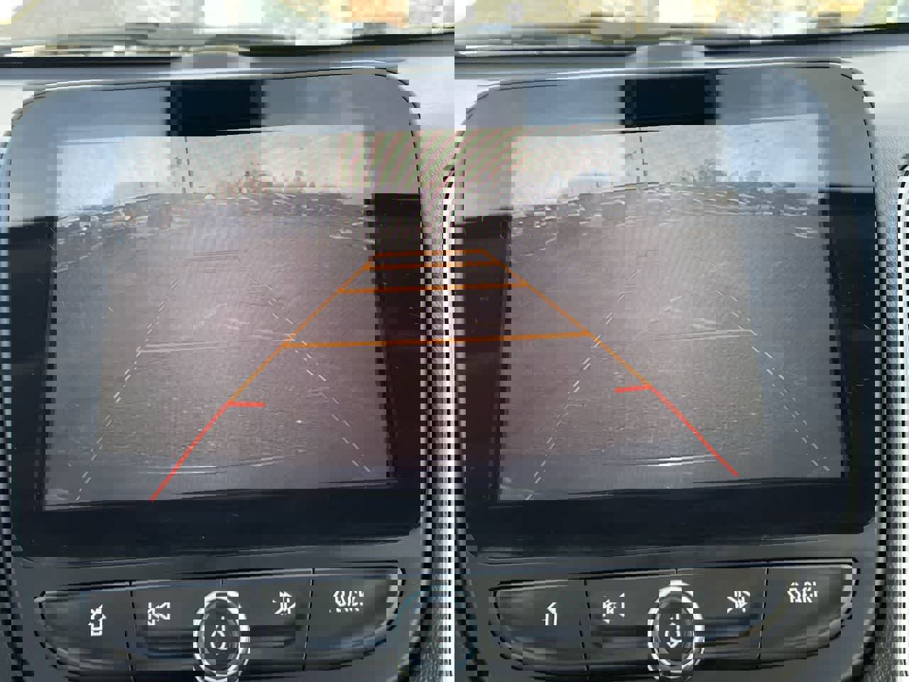 Used 2016 Chevrolet Malibu LT image 24