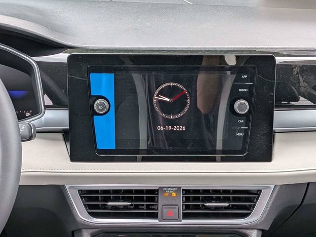 New 2026 Volkswagen Taos SE FWD image 18