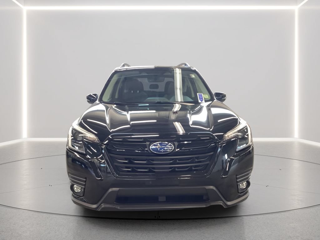 Certified 2024 Subaru Forester Limited AWD/4WD image 4