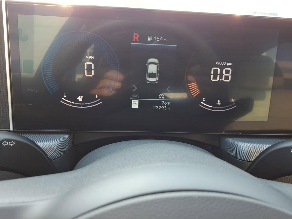 Used 2025 Hyundai Sonata SE FWD image 17