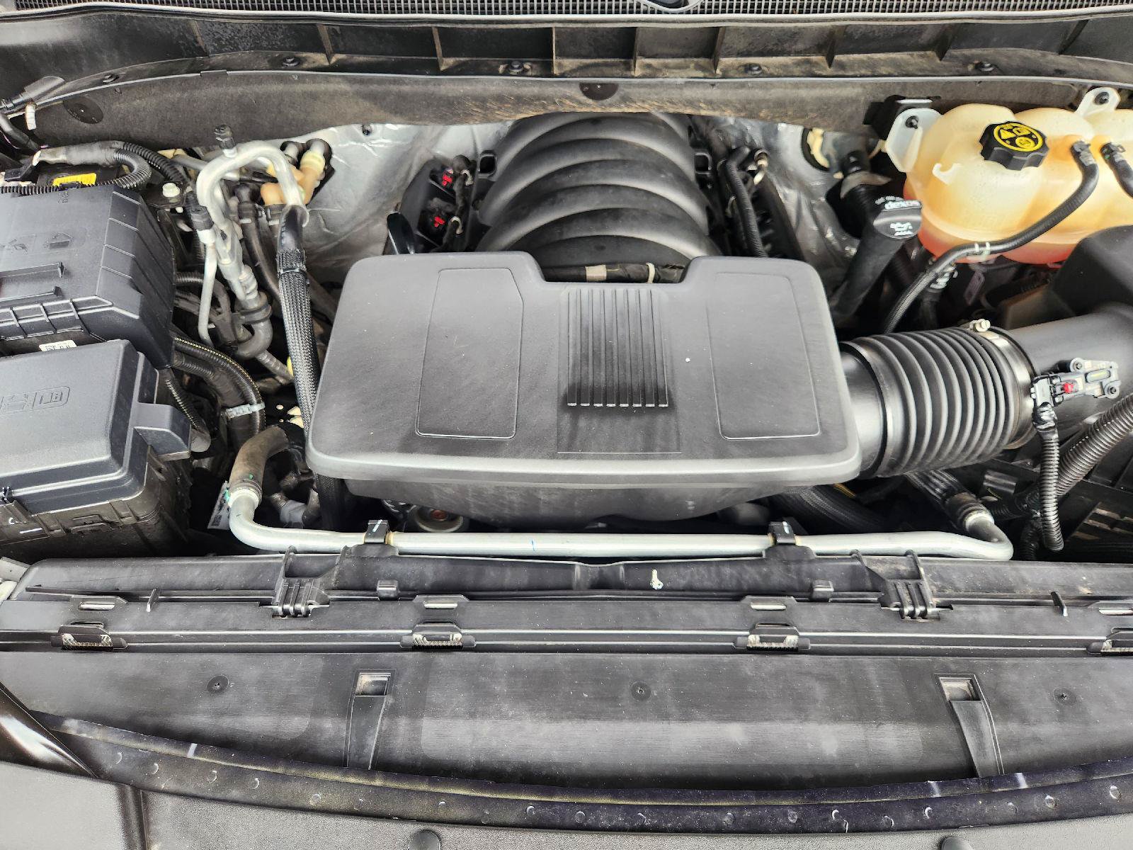 Used 2022 Chevrolet Tahoe LT w/ Luxury Package RWD image 33