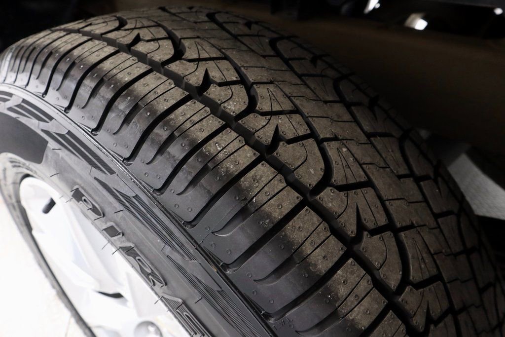 Used 2022 Chevrolet Silverado 1500 Custom image 19