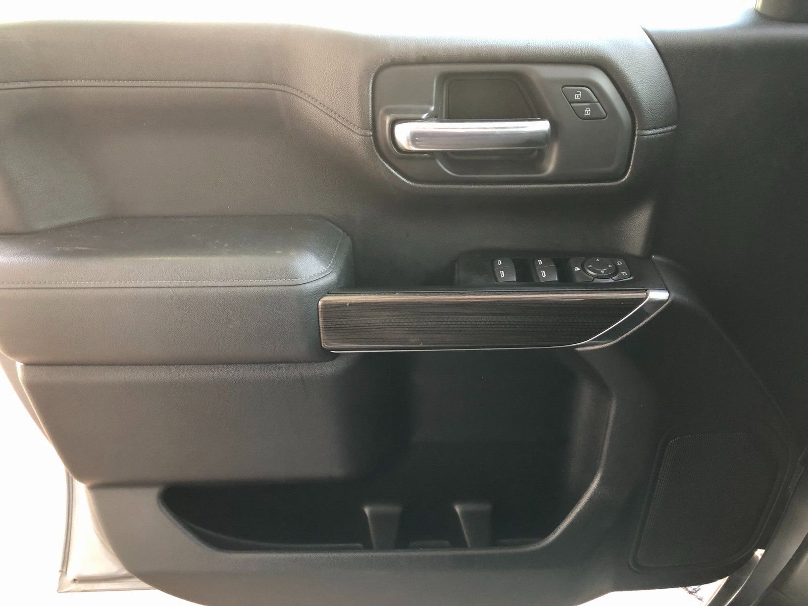 Used 2019 Chevrolet Silverado 1500 LT w/ All-Star Edition image 37