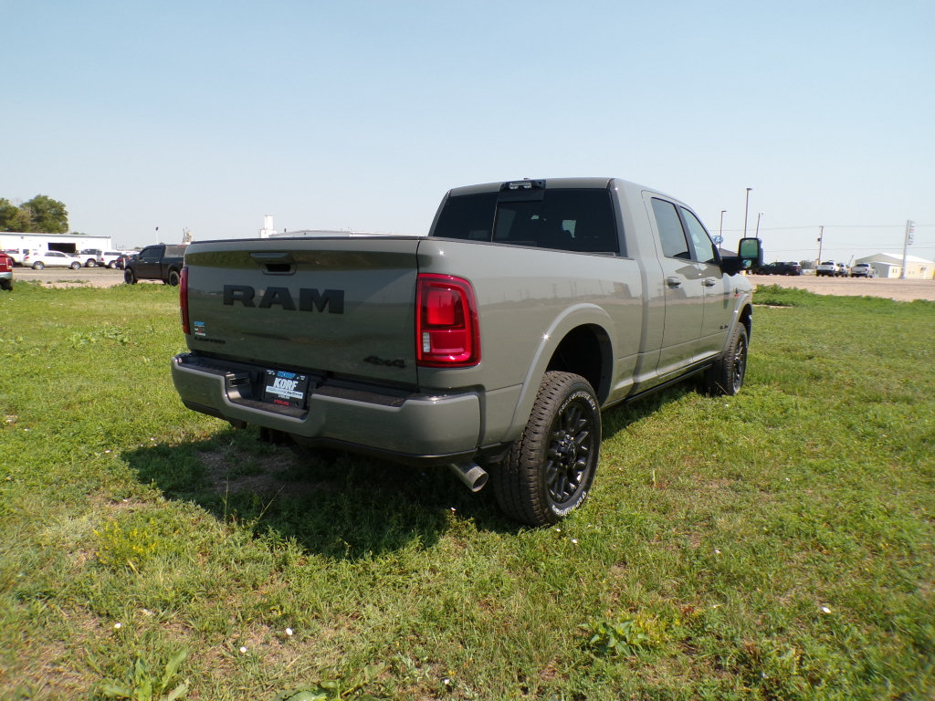 New 2026 RAM 2500 Limited AWD/4WD image 4