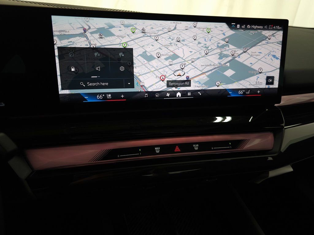 Used 2026 BMW 550e xDrive w/ Premium Package image 18