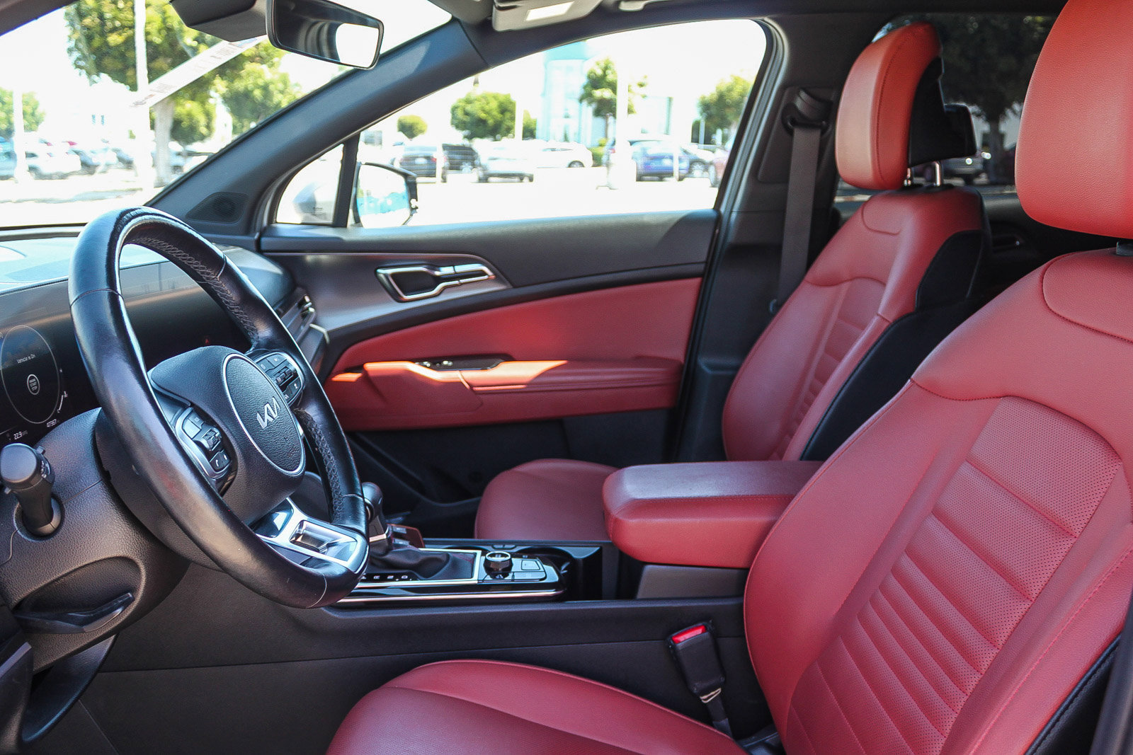 Used 2023 Kia Sportage SX image 19