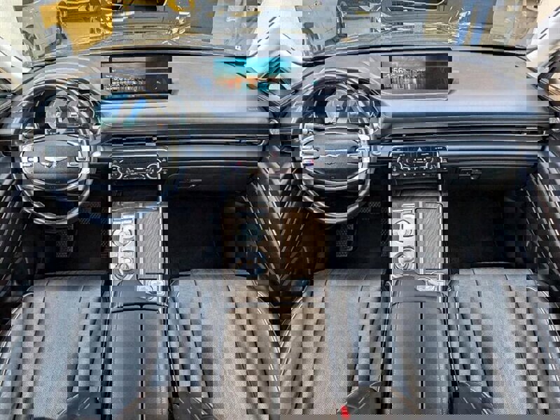 Used 2022 Genesis GV80 2.5T w/ Prestige Package 04 image 3